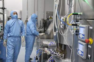 安徽產(chǎn)新冠疫苗在合肥高新區(qū)試生產(chǎn)，記者探訪生物制藥研發(fā)與生產(chǎn)現(xiàn)場